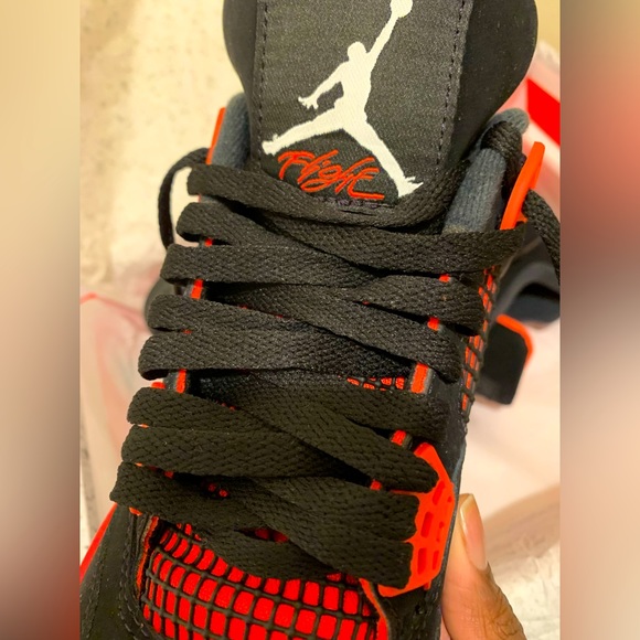 Jordan 4 Red Thunder